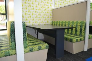 Static Booth Seating with Static tables2